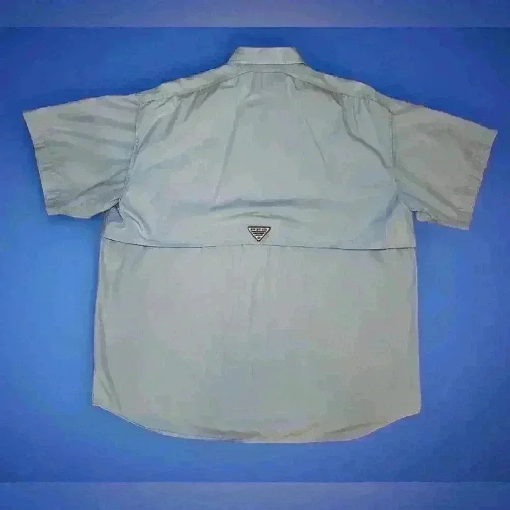 Columbia PFG Light Blue Button Down Collared SS Shirt Men's Size L Large